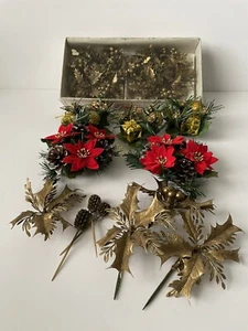 Vintage Lot Of Plastic Christmas Candle Rings Greenery Pine Holly Presents Gold - Picture 1 of 12