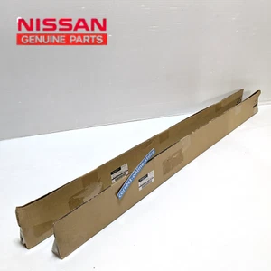 Z34 370Z Front Outside Door Molding Light/Left Set Nissan Genuine - Picture 1 of 2