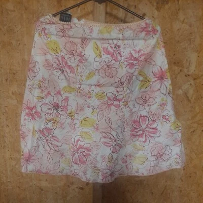 JKLA California  Floral Multicolor Pull On Skirt size 10 - Image 1 of 4