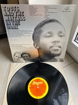 Toots And The Maytals – In The Dark, Dragon DRLS 5004, UK 1974 Vinyl, LP - Bild 1 von 3