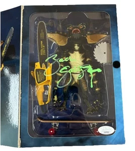 ZACH GALLIGAN SIGNED NECA FIGURE GREMLINS MOVIE JSA COA - FREE SHIPPING - Picture 1 of 8