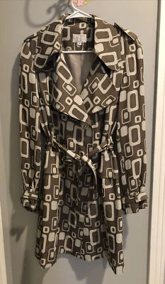 alberto makali trench Coat size 8 Beige Sand Color - Image 1 of 4