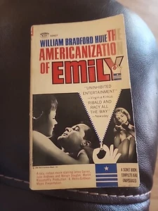 THE AMERICANIZATION OF EMILY_WILLIAM BRADFORD HUIE_1959_SIGNET PAPERBACK_D2427 - Picture 1 of 3
