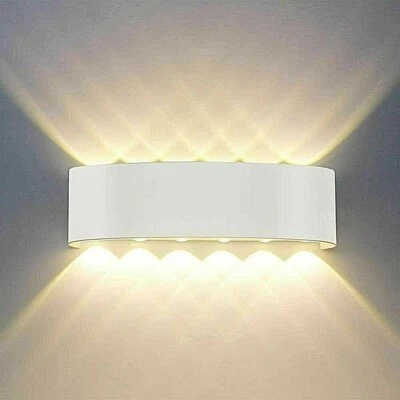 Applique Lampada da Parete 12 LED Luce Calda da Interno in Alluminio Bianca - Immagine 1 di 4