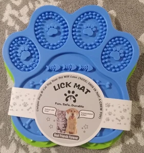 Dog & Cat Lick Mat [ Choose From 4 Captivating Desing For Calming, Distraction, - Picture 1 of 7
