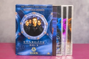 Stargate SG-1 Season 1 DVD Box Set – Near Mint, English/French (1997) - Picture 1 of 2