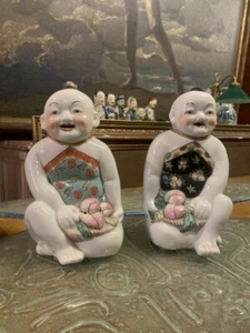  2 GRANDI STATUINE PORCELLANA ORIENTALE BIMBI FELICI DIFFUSORI ESSENZA  - Picture 1 of 10