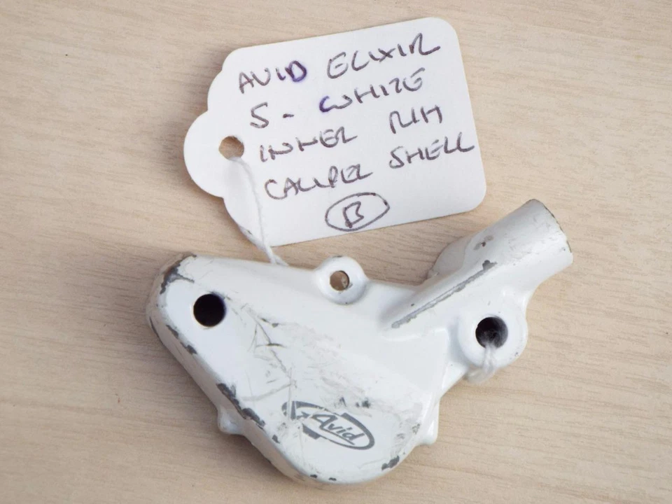 AVID ELIXIR 5 R/H GUSCIO PINZA MEZZO BIANCO INTERNO NUDO - MANO DESTRA RH - Immagine 1 di 1