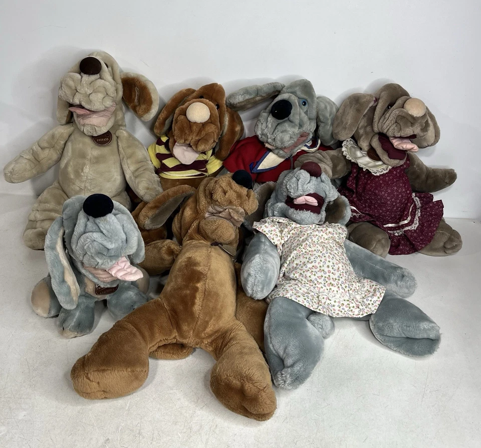 Lote de 7 marionetas de mano de peluche Ganz Bros Wrinkles Dog 1981 marrón floral Foto 1 de 4