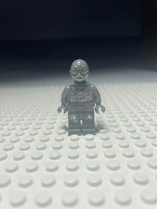 LEGO Star Wars Ra-7 Protocol Droid Minifigure From 75051 - Picture 1 of 3