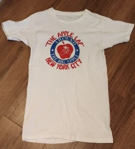 VINTAGE 80s NYC Big Apple Lap T-Shirt - New York City - Cycling - VTG - Picture 1 of 5