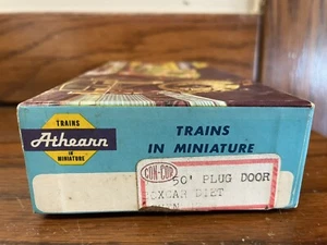 Athearn/Con-Cor - HO Scale - 0444 - Diet 7UP - 50' Plug Door Box Car - Assembled - Picture 1 of 8