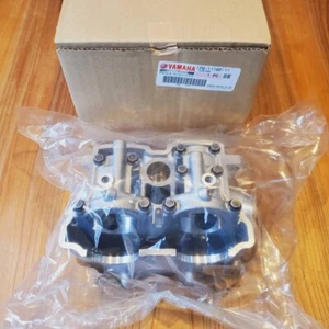 YAMAHA Genuine CYLINDER HEAD ASSEMBLY 17D-11102-11-00 New from JAPAN - Picture 1 of 10