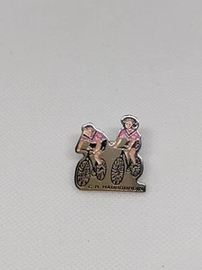 Pin's Pins Pin Enamel 32 Sport Cyclisme Cyclo Haut de FRANCE  "C R HAUBOURDIN"  - Picture 1 of 4
