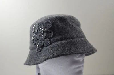 Sombrero para mujer Nine West gris flor mezcla de lana talla única Foto 1 de 4