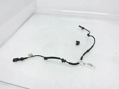 2008-2012 Ford Taurus Rear Right Wheel Abs Anti Brake Sensor 8G1z-2C204-A - Image 1 of 4