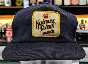 Cappello snapback Kentucky Tavern Bourbon vintage in velluto a coste made in USA 3 - Foto 1 di 8