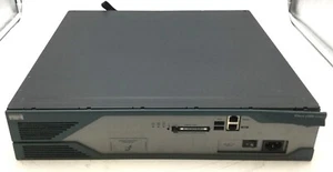 Router de servicios integrados Cisco 2821 V03 con módulos VWIC2-2MFT y VWIC2-1MFT - Imagen 1 de 3