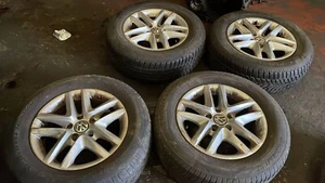 VW TIGUAN ALLOY WHEEL SET COMPLETE 215/65/16 2012-2017 - Picture 1 of 7