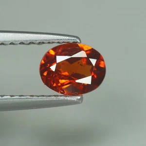 0,65 kt_tolle beste Farbe_100 % natürlicher lebendiger orangefarbener Spessartit Granat_Srilanka - Bild 1 von 3