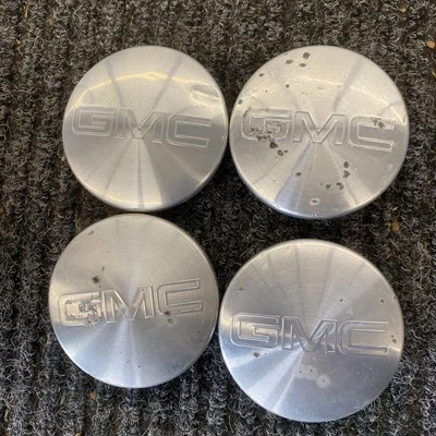 GMC Yukon, Sierra 1500 Juego de 4 tapas centrales, 2007-2015, pieza # 9595383 Foto 1 de 4