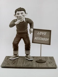 AURORA ALFRED E. NEWMAN 1965 IDEENWETTBEWERB Model LIEBE DEINEN NACHBARN Foto YANCHUS - Bild 1 von 12