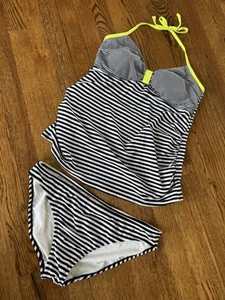 Black/white Stripe Old Navy Maternity 2 Piece Swimsuit - Medium - Picture 1 of 11