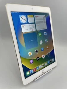 Apple iPad Pro 1st Gen 9.7" A1673 Gold Wi-Fi 32GB 128GB 256GB 12MP iPadOS Tablet - Picture 1 of 24