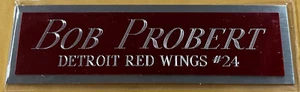 PLACA DE IDENTIFICACIÓN BOB PROBERT RED WINGS PARA AUTOGRAFIADA FIRMADA STICK PUCK JERSEY FOTO - Imagen 1 de 4