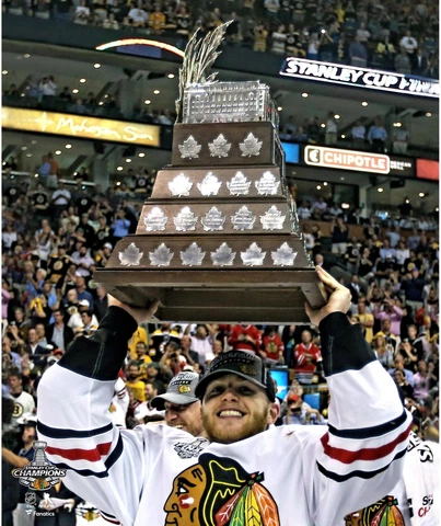 Patrick Kane Chicago Blackhawks 2013 Champs Raising Conn Smythe 8" x 10" Photo Cover