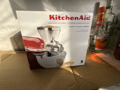 Accesorio de molino de grano KitchenAid todo metal - ¡Excelente estado! Foto 1 de 4