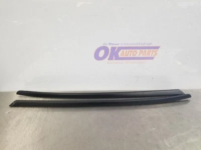 Moldura parabrisas exterior honda civic 25 2025 Foto 1 de 4