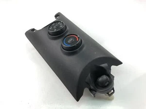 NR2597 TOYOTA Climate Control Unit 55406-74010 - Picture 1 of 4