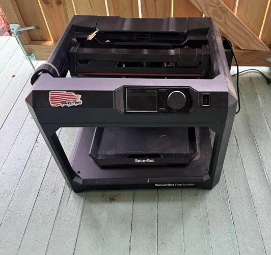 MakerBot Replicator+ Plus 3D Printer PABH65 - Tested and Working * - Image 1 of 1