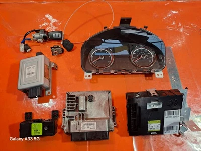 ✅SET KIT ECU SSANGYONG KORANDO LE 2018 6725400232 + GARANZIA A288 - Immagine 1 di 4