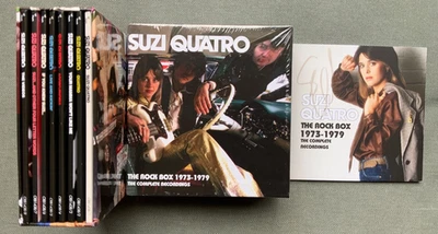 8-CD/DVD Suzi Quatro Autographed Signed Complete Recordings The Rock Box 1973-79 Foto 1 de 4