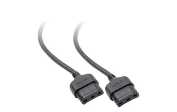 Raymarine 4001-138-A Seatalk D230 Cable  400mm Flat 3pin to Flat 3pin - Image 1 of 1