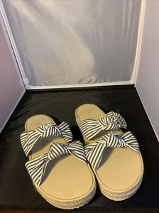 Hollister Slides Women’s 8.5/9 Cream/Blue Slip-on Sandals - Picture 1 of 4