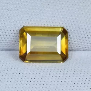 2,50 ct MIGLIORE GRADO MULTICOLORE SCINTILLANTE/GIALLO NATURALE SFENE - Video ottagonale - Foto 1 di 3