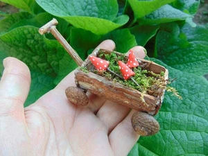 Fairy garden wagon, miniature wagon, fairy garden accessories - Picture 1 of 5