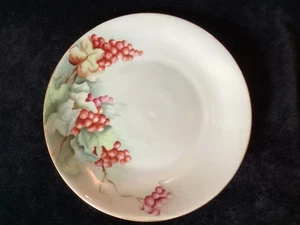 Antique - UNO - Favorite - Bavaria (C. Hutchenreuters Co.) 7-1/2" plate - gold - Picture 1 of 3