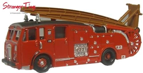 Oxford Diecast Dennis F12 Fire Engine London N Gauge - Image 1 of 1