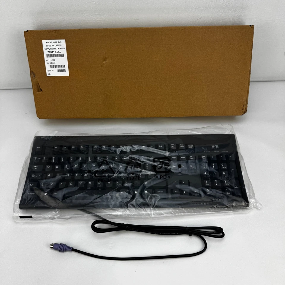 OEM Wyse Dell Keyboard KB-3926 Black 104 Key Pad PS/2 6-pin Plug 770413-05L - Image 1 of 4