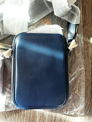 Borsa a tracolla Coach CL948 Stanton nuova con etichette in raffinata pelle di ciottoli blu intenso