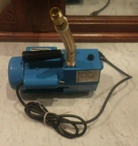 Heavy Duty Precision Vaccuum Pump w/ 1/8 hp motor - Picture 1 of 5