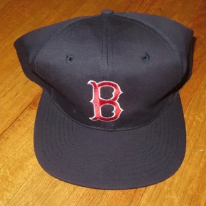 Vintage Twins Enterprises Boston Red Sox (verstellbarer Druckknopf hinten) B Cap mit Etikett - Bild 1 von 3