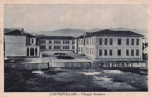 30-54) CARTOLINA CASTROVILLARI VILLAGGIO SCOLASTICO VIAGGIATA MORMANNO COSENZA - Picture 1 of 2