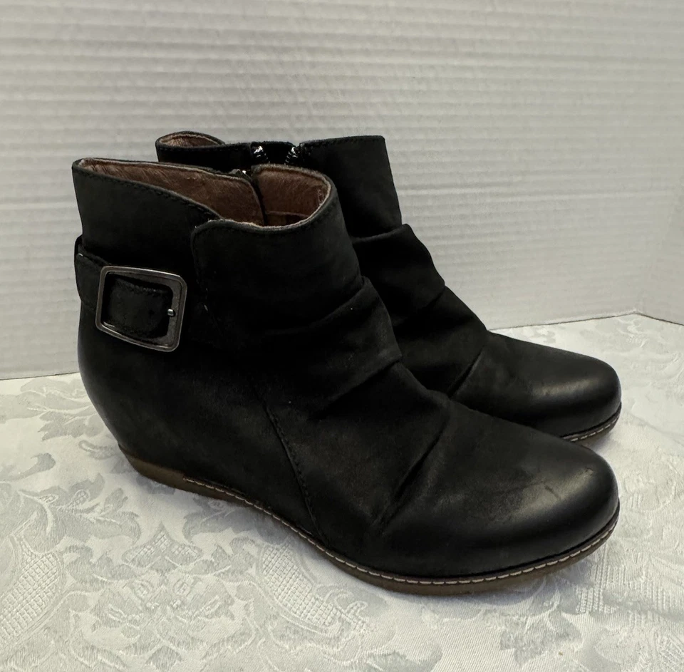 Dansko Lia Black Burnished Nubuk Leather Ankle Boot Comfort Shoe Size 36 5.5-6 - Image 1 of 4