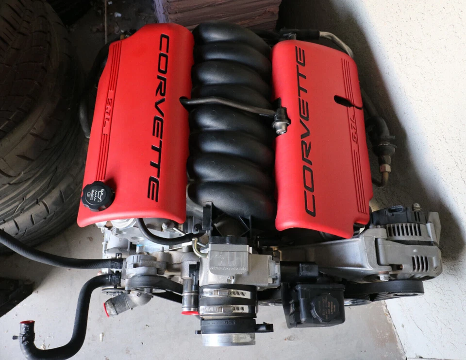 Chevrolet Corvette Z06 C5 LS6 2003 motor 5,7 litros 405 hp Foto 1 de 4