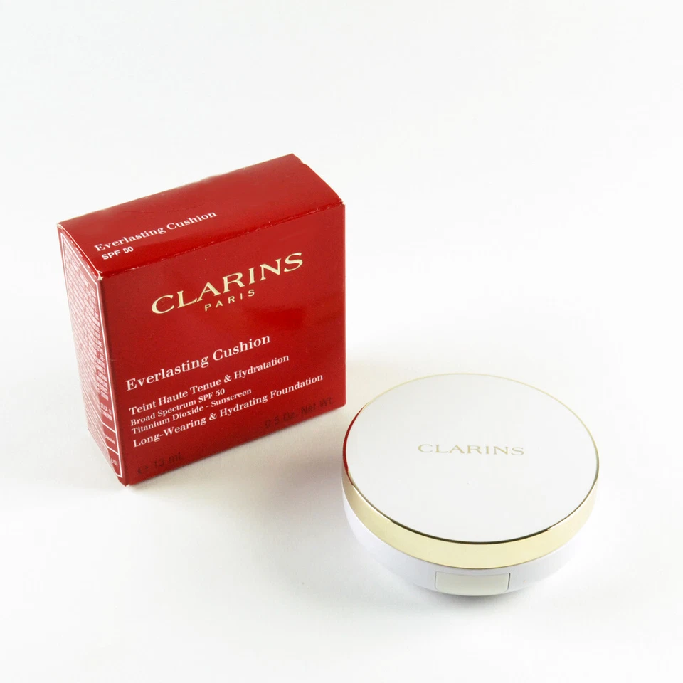 Clarins Everlasting Cushion Long Wearing Hydrating Foundation Amber SPF 50